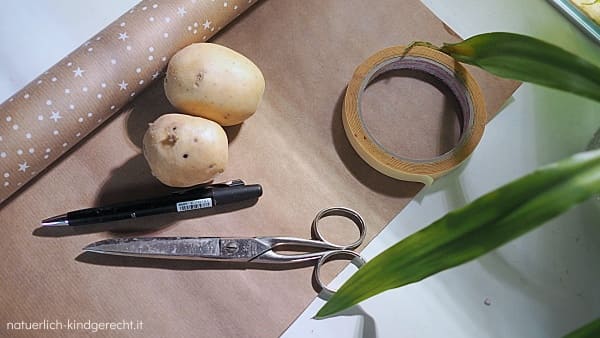 Kartoffeldruck-Geschenkpapier-selbermachen